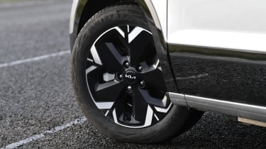 Kia Niro EV - wheel